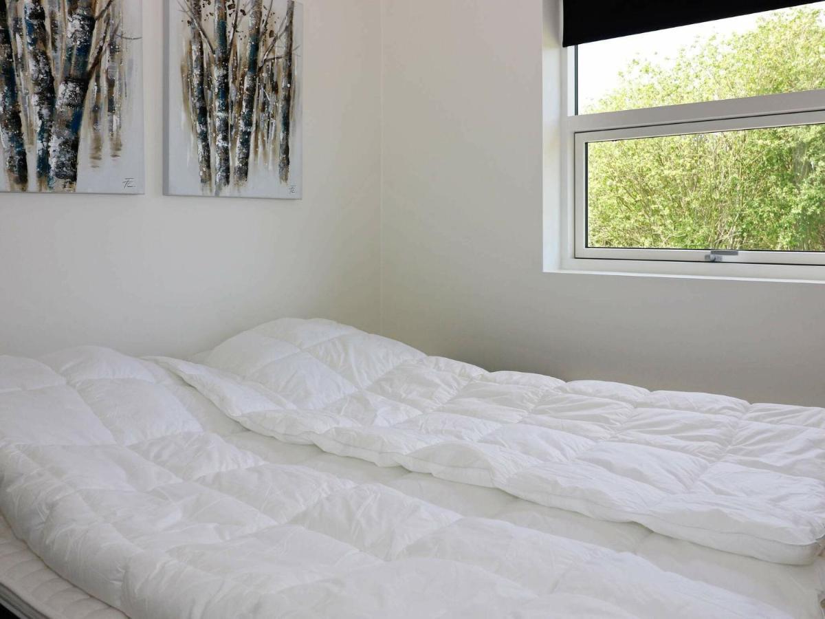 8 Person Holiday Home In Hadsund Экстерьер фото
